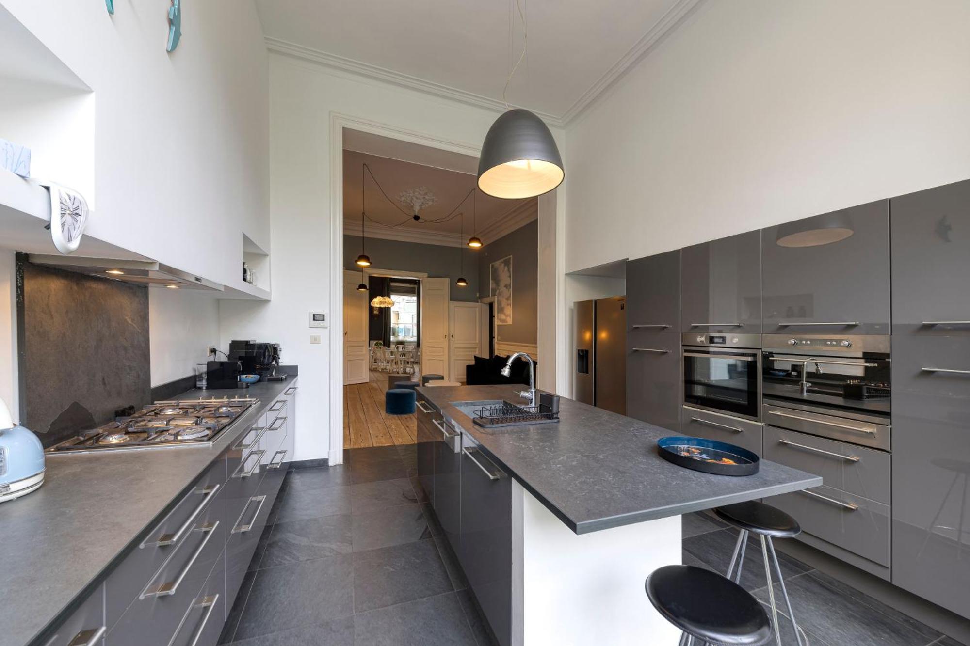 Atelier K - Art In Brussels Gæstehus