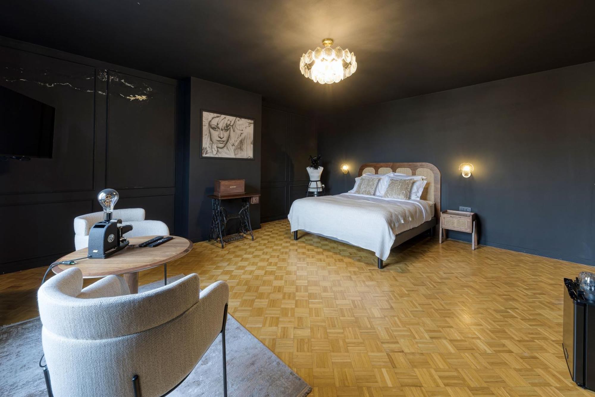 Gasthof Atelier K - Art In Brussels Ixelles